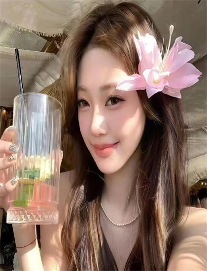 科幻片文化解读：继母：后是名妓的叙事结构与视觉语言 ——科幻片的专业鉴赏