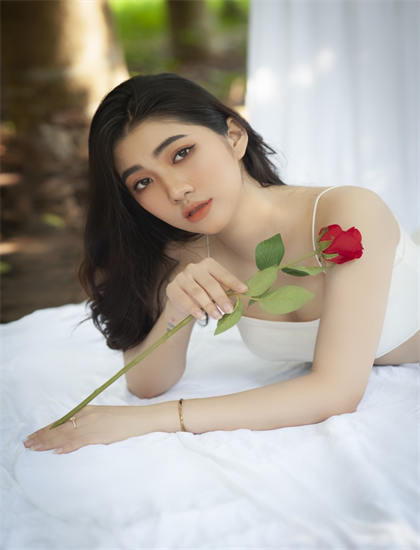 夫妻一场免费观看_美剧水蜜桃_免费看的视频网站